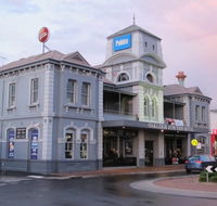 Oakleigh Junction Hotel - Phillip Island Accommodation
