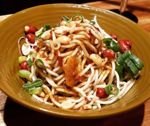 Dainty Sichuan - Phillip Island Accommodation 0