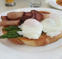 Hughzies Lakeside Brasserie - Phillip Island Accommodation