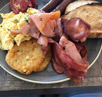 Crossroads Hotel - Phillip Island Accommodation