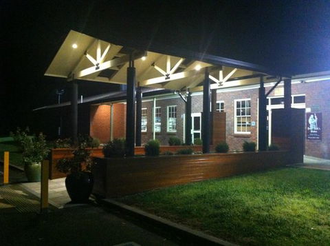 Friar Tuck's Bistro - Phillip Island Accommodation 0