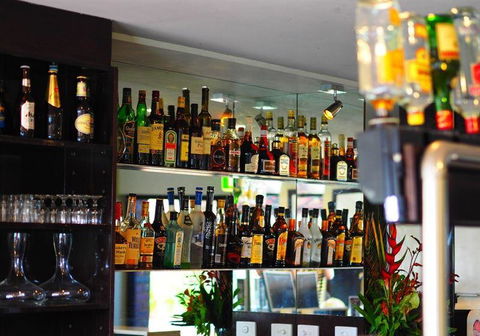 Annie's Provedore - Phillip Island Accommodation 8