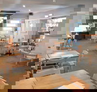 Australian Hotel Yass Bistro - Phillip Island Accommodation