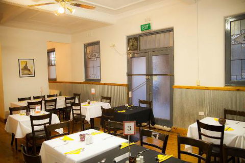 Kelly Bistro, Royal Mail Hotel - Phillip Island Accommodation 0