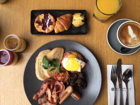 Coco's Restaurant - Phillip Island Accommodation 0