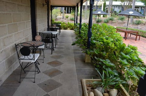 Meze Me Grove - Phillip Island Accommodation 0