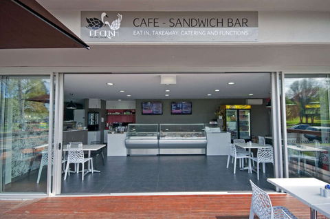 Peckish On The Park - Phillip Island Accommodation 0