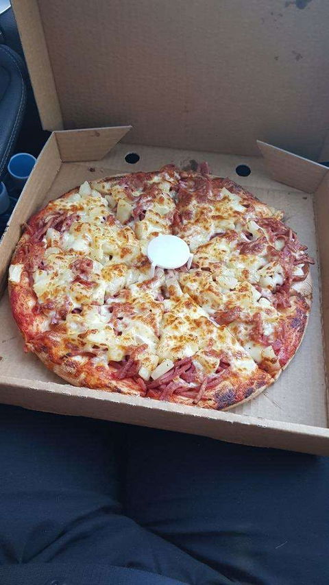Monticello Pizza - Phillip Island Accommodation 0