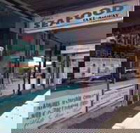 Loui's Seafood - Phillip Island Accommodation