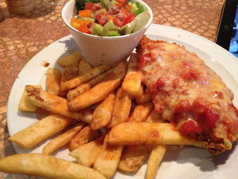 Queen's Steakhouse - Phillip Island Accommodation 0