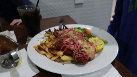 Palm & Pawn - Phillip Island Accommodation 0