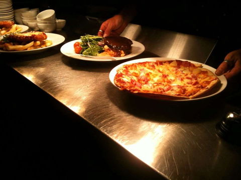 Central Tavern - Phillip Island Accommodation 0