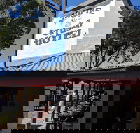 Magpie and Stump Hotel - Phillip Island Accommodation