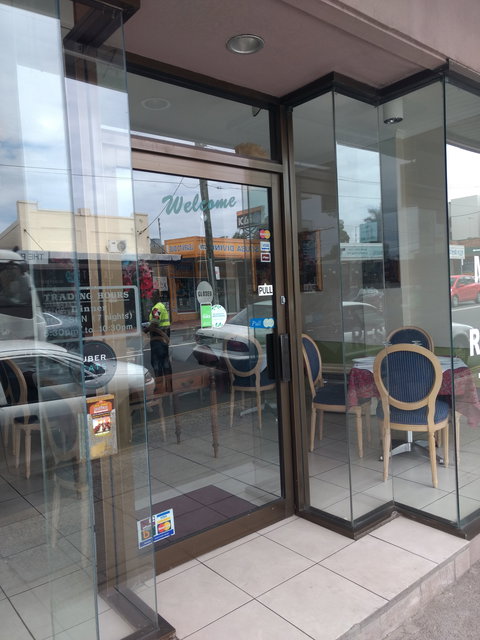 Moti Mahal Indian Restaurant - Phillip Island Accommodation 0