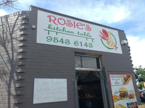 Rosie's Kitchen Table - Phillip Island Accommodation 0