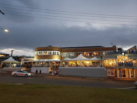 The Beach Hotel, Merewether - Phillip Island Accommodation 0