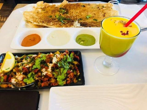 Baahubali Indian Restaurant - Phillip Island Accommodation 0