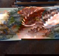 Straight and Narrow - Phillip Island Accommodation