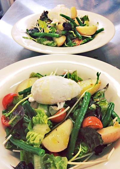 Andy's Place Cafe - Phillip Island Accommodation 9