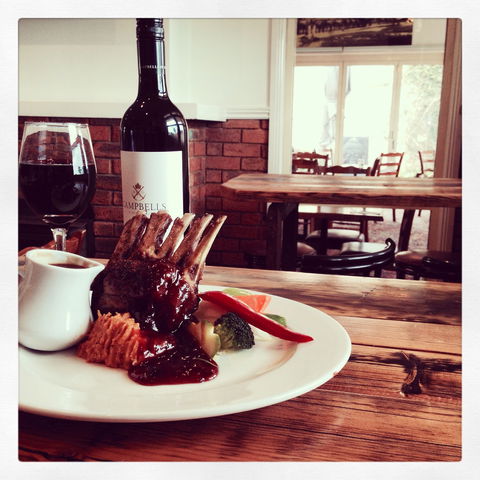 Royal Mail Hotel Mulwala - Phillip Island Accommodation 1