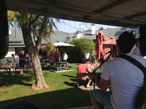 Royal Mail Hotel Mulwala - Phillip Island Accommodation 2