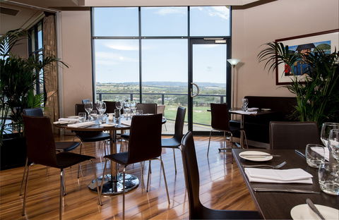 Baudins Restaurant At McCracken Country Club - Phillip Island Accommodation 1