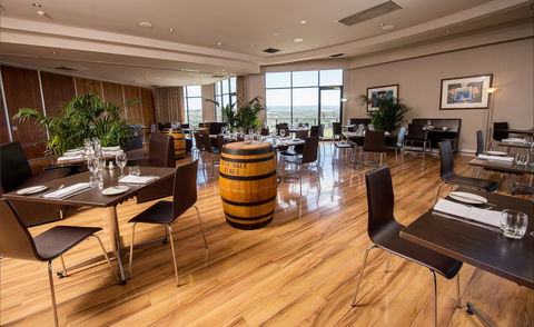 Baudins Restaurant At McCracken Country Club - Phillip Island Accommodation 2