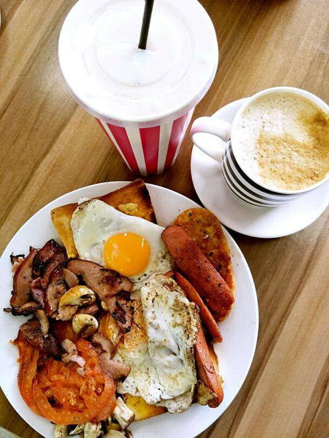 Huey's Bakehouse - Phillip Island Accommodation 0