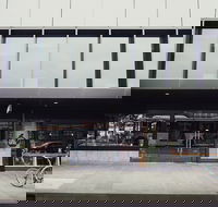 De Mad Hatter - Phillip Island Accommodation