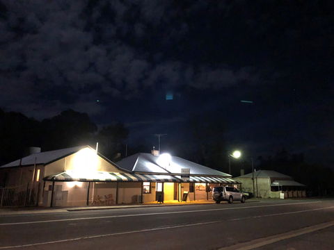 Eden Valley Hotel - Phillip Island Accommodation 1