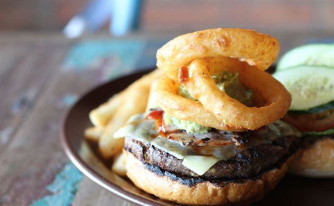 Cactus Jack's Bar & Grill - Phillip Island Accommodation 7