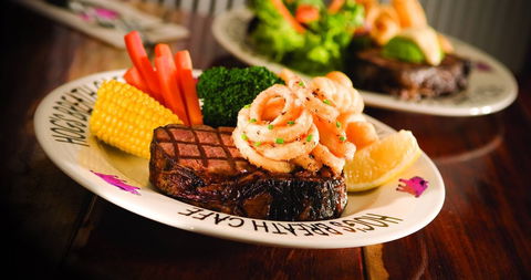 Hog's Australia's Steakhouse - Redcliffe - Phillip Island Accommodation 0