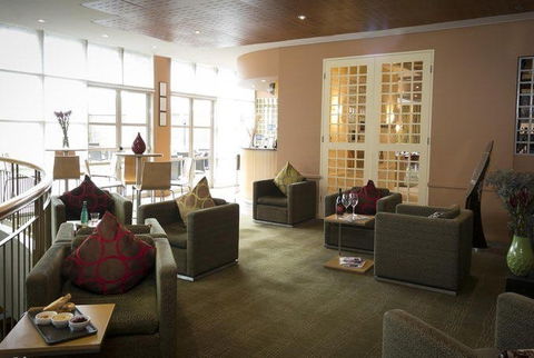 M Bar And Terrace - Mercure Sydney Parramatta - Phillip Island Accommodation 0