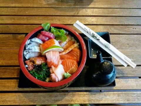 Sushi Momji - Phillip Island Accommodation 0