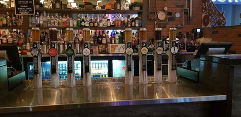 BAR36 - Phillip Island Accommodation 0