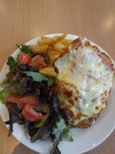 Benny's Woodfire Pizza Grill & Pasta Bar - Phillip Island Accommodation 0
