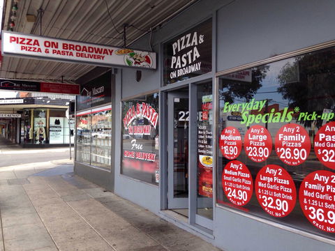 Pizza & Pasta On Broadway - Phillip Island Accommodation 0
