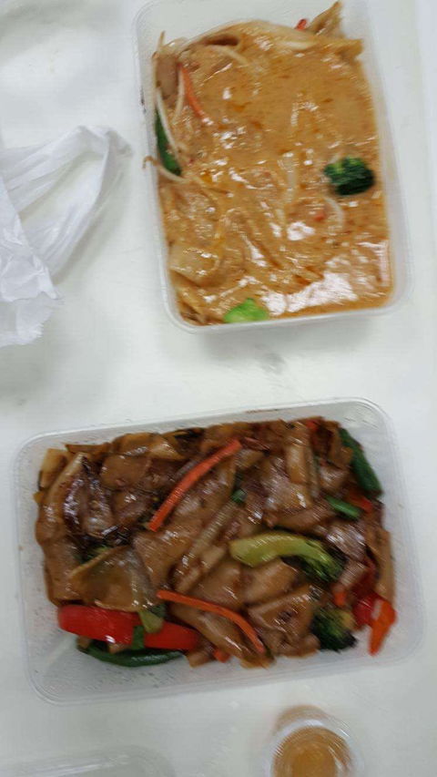 Lemongrass Takrai - Phillip Island Accommodation 0