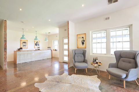 Tomfoolery Wines - Phillip Island Accommodation 2