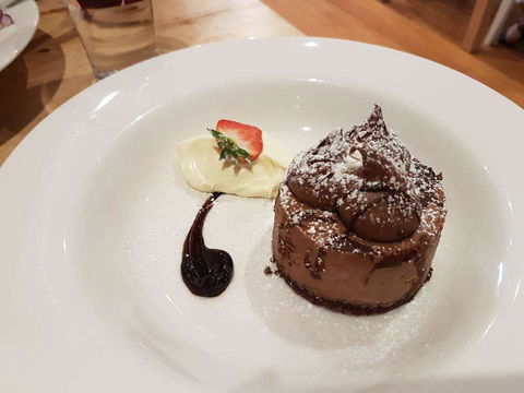 Crown Hotel - Phillip Island Accommodation 0