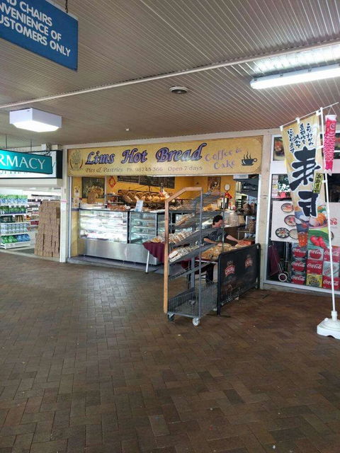 Lim's Hot Bread - Phillip Island Accommodation 0