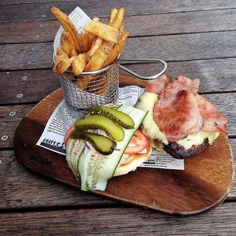 Chapter & Verse Bar And Lounge - Phillip Island Accommodation 0