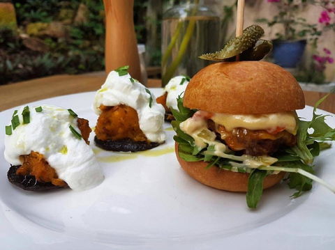 Saint Laura Cafe - Phillip Island Accommodation 0
