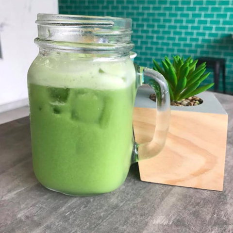 Sip On 29 - Phillip Island Accommodation 0