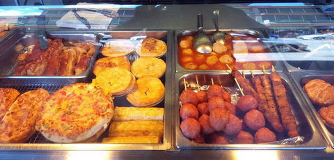 Vinata's Hot Bread - Phillip Island Accommodation 0