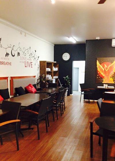 Aliza's Place Cafe - Phillip Island Accommodation 3