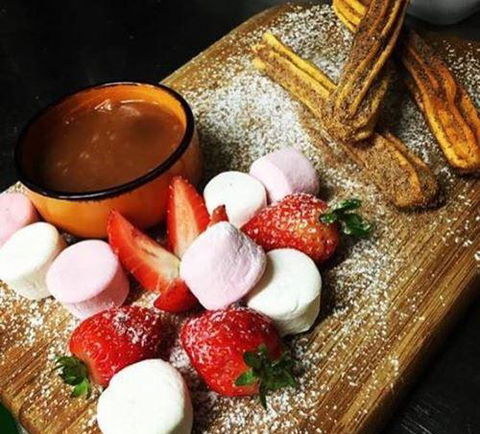 Agatha's Licensed Cafe - Phillip Island Accommodation 13