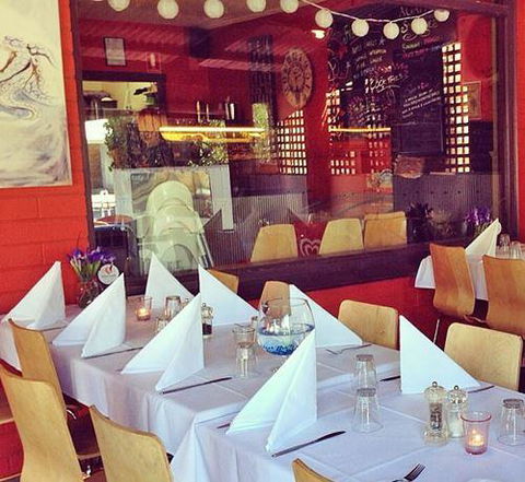 Agatha's Licensed Cafe - Phillip Island Accommodation 14