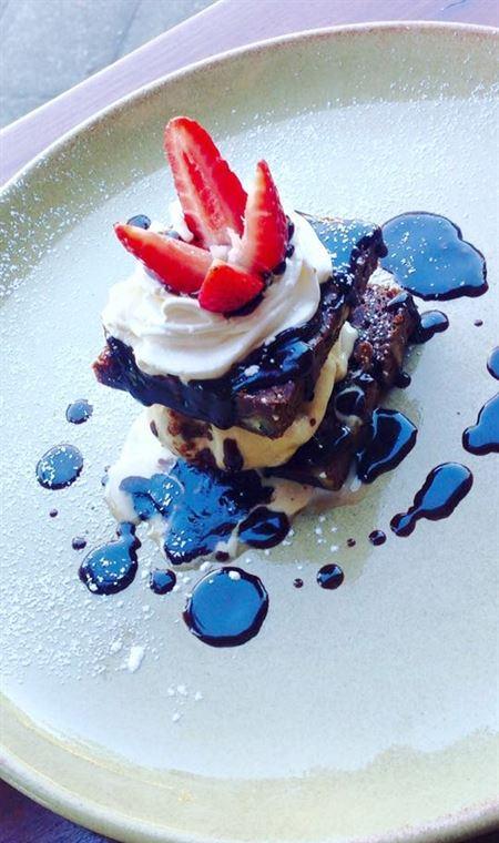 Agatha's Licensed Cafe - Phillip Island Accommodation 4