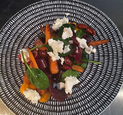 Flics Kitchen - Phillip Island Accommodation 7